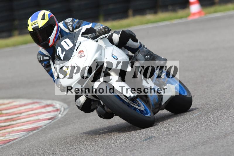 Archiv-2022/13 25.04.2022 Plüss Moto Sport ADR/Freies Fahren/20